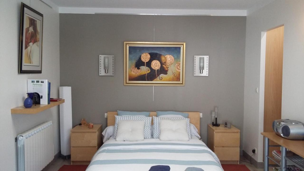 La Chambre Des Amis Parthenay Eksteriør billede