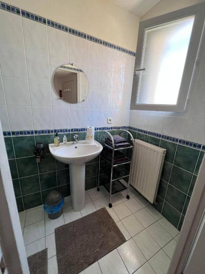 La Chambre Des Amis Parthenay Eksteriør billede